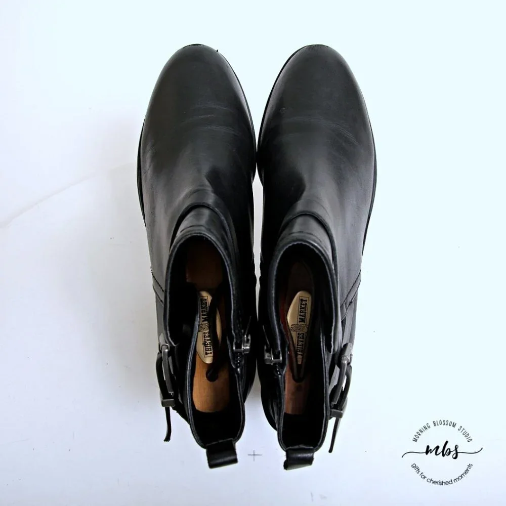 Vince Camuto Peamer Leather Buckle Booties in Black‎ Women Size 6.5